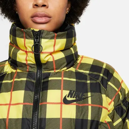 Куртка Nike W Nsw Syn Fill Jkt Stmt Aop Pd