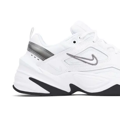 Кросівки жіночі Nike M2K Tekno