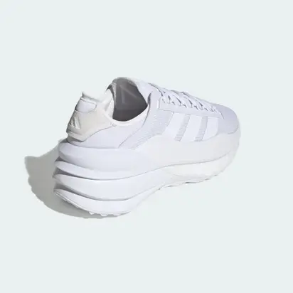 Кросівки Adidas AVRYN X White