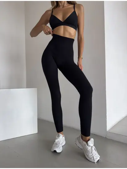 Лосини в рубчик з push-up ефектом