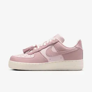 Кросівки Nike WMNS AIR FORCE 1 07