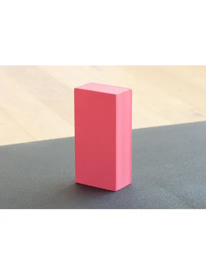 Блок для йоги Asana Brick бордовий від Bodhi 22x11x6.6 см