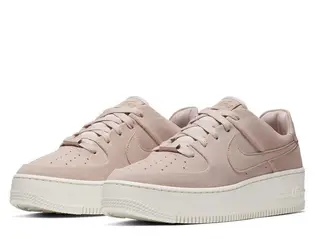 Кросівки Nike Air Force 1 Sage Low
