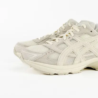 Кросівки Asics